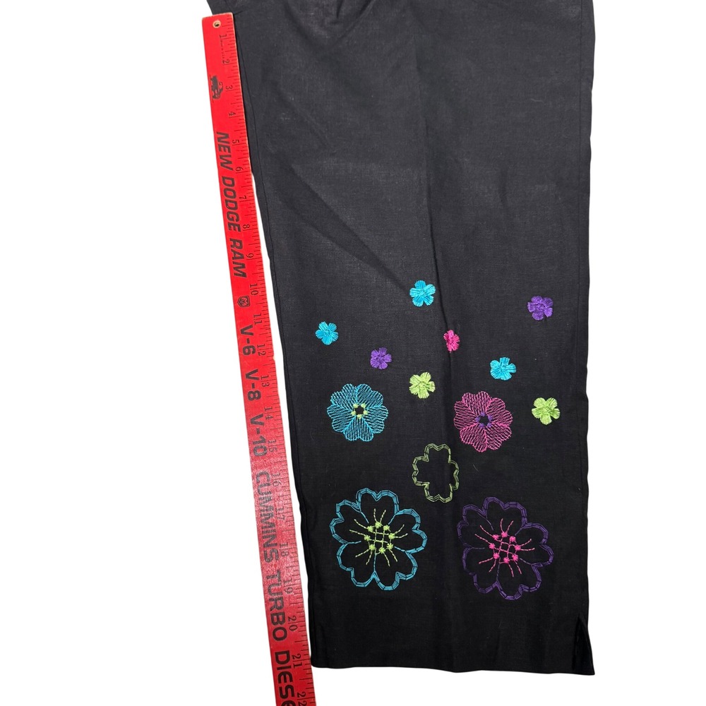 Black Linen Blend Embroidered Floral Capri Pants Boho Y2K Artsy Women's Size 10 - Picture 6 of 8